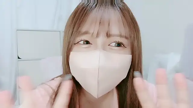 Snapshot of Hanachan_Gcup_ chatting on October 16, 2025, 8:15 am Hanachan Gcup  online show from October 16, 2025, 8:15 am