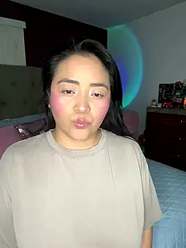 MyHoneyFrida online show from September 18, 2025, 2:35 am