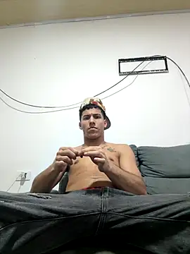 spicyboysvenezuelan online show from September 23, 2025, 2:58 am