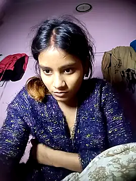 Hot Mayra  online show from December 4, 2025, 6:12 am