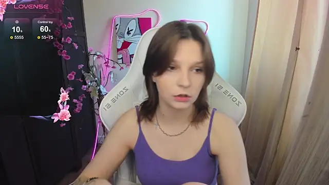 AudreyyKim online show from April 4, 2026, 8:12 am