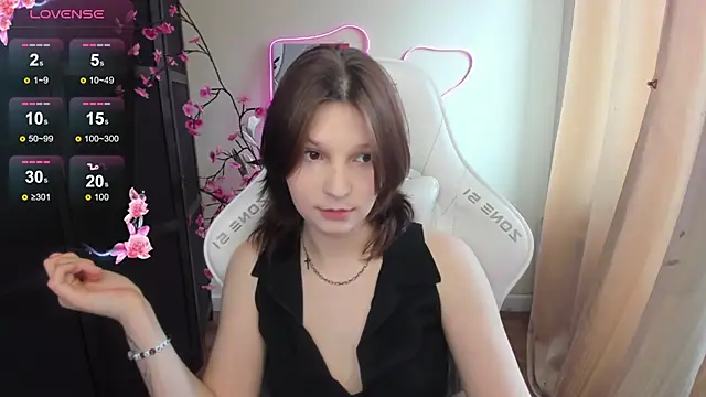 Snapshot of AudreyyKim chatting on April 21, 2026, 8:42 am AudreyyKim online show from April 21, 2026, 8:42 am