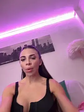 Snapshot of Katya_K chatting on September 26, 2025, 5:39 pm Katya K online show from September 26, 2025, 5:39 pm