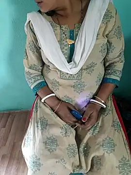 desi boudi87 online show from April 7, 2026, 9:21 am