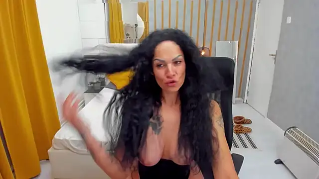 MarbellaRyder online show from November 13, 2025, 3:55 pm