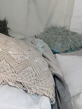 Snapshot of Gatithaaa chatting on January 18, 2026, 2:21 pm Gatithaaa online show from January 18, 2026, 2:21 pm