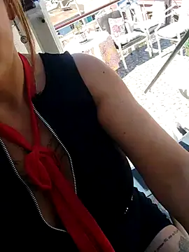 Snapshot of Gatithaaa chatting on February 21, 2026, 6:09 pm Gatithaaa online show from February 21, 2026, 6:09 pm