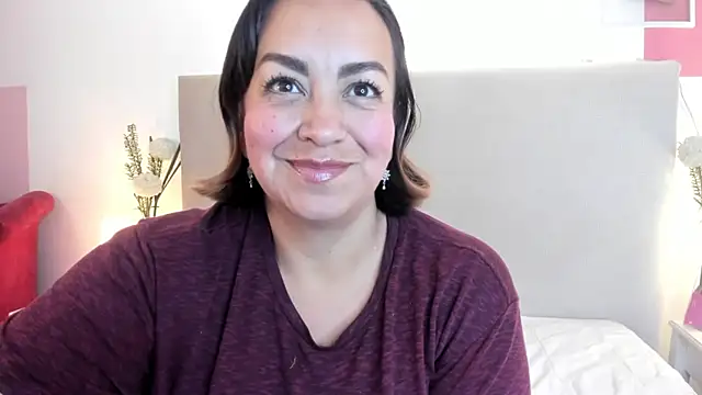 Snapshot of Angel_Velvet chatting on February 25, 2026, 5:00 pm Angel Velvet online show from February 25, 2026, 5:00 pm