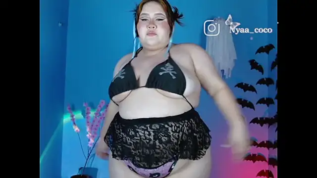 Snapshot of Nyaa_Coco chatting on October 28, 2025, 3:21 am Nyaa Coco online show from October 28, 2025, 3:21 am