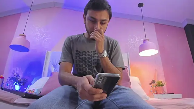 Boss Domiinator online show from February 18, 2026, 12:34 pm