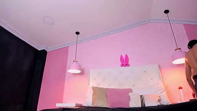 Boss Domiinator online show from March 5, 2026, 12:34 pm