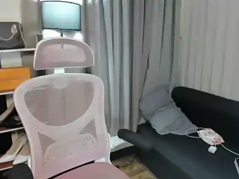 Seductive Margaux online show from December 16, 2025, 11:15 am