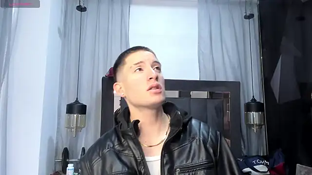 HunterHeat  online show from April 28, 2026, 11:59 am