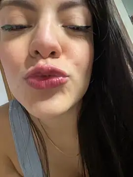 alilith online show from September 20, 2025, 5:36 pm