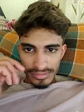 jitendra5834 online show from October 6, 2025, 7:50 am