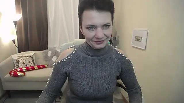 AvaSaturnian online show from December 15, 2025, 7:45 am