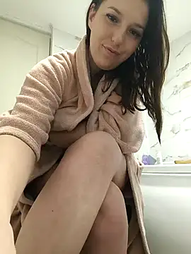 Sakura 2000 online show from October 28, 2025, 11:51 pm