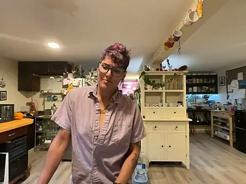 kinkycanner online show from April 1, 2026, 3:18 am