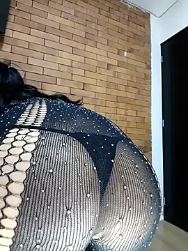 MiaForever1 online show from April 1, 2026, 5:19 am