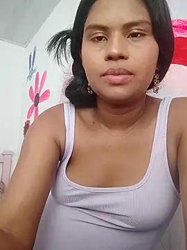 Snapshot of julietta1453 chatting on February 13, 2026, 3:19 pm julietta1453 online show from February 13, 2026, 3:19 pm