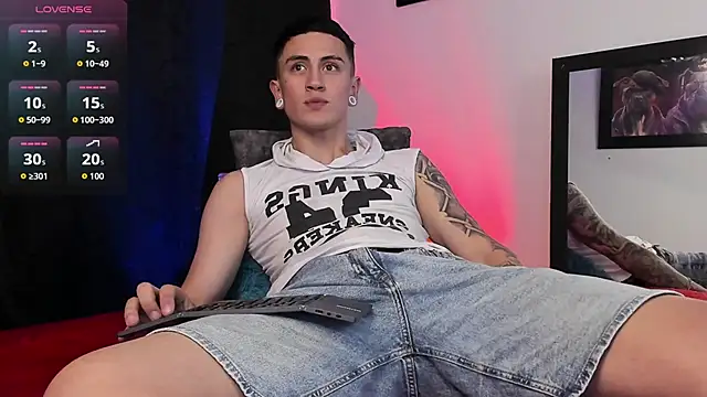 Sebas maverick online show from May 6, 2026, 11:54 pm