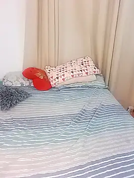 Snapshot of badlove42 chatting on November 17, 2025, 5:02 am badlove42 online show from November 17, 2025, 5:02 am