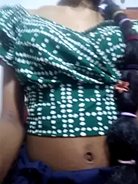 BunnyBloom25 online show from November 15, 2025, 6:15 pm