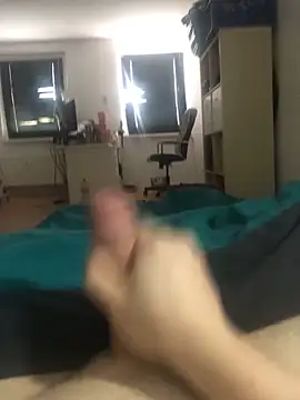 lennox00827 online show from September 22, 2025, 9:22 am