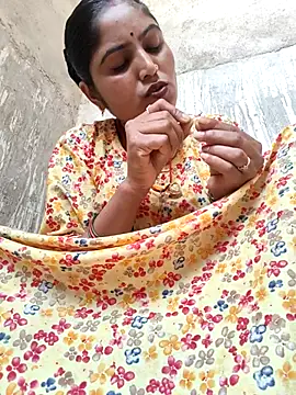 LUCKY cut online show from April 10, 2026, 5:56 am