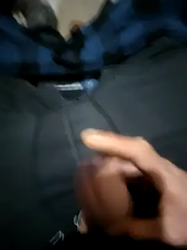 ELPrecoxxxito20 online show from February 19, 2026, 12:56 pm