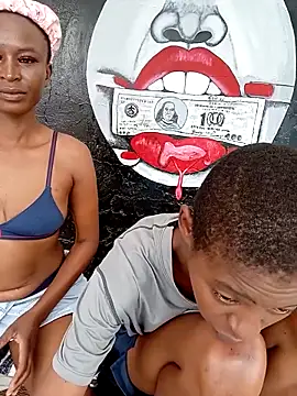 SweetSlenderChoc online show from April 11, 2026, 9:13 am