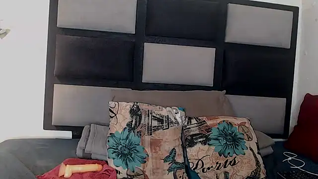 Snapshot of Freaky-boobs chatting on October 28, 2025, 9:57 am Freaky-boobs online show from October 28, 2025, 9:57 am