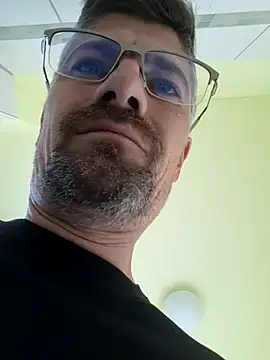 Snapshot of Horny_Man0911 chatting on September 29, 2025, 10:42 am Horny Man0911 online show from September 29, 2025, 10:42 am