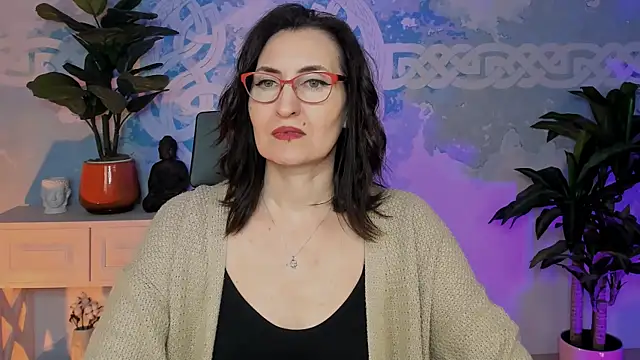 UnaTerra online show from November 24, 2025, 9:20 am