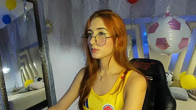 Snapshot of ValerySkinnyy chatting on June 25, 2026, 3:39 am ValerySkinnyy online show from June 25, 2026, 3:39 am
