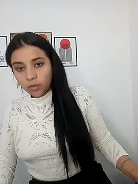 Snapshot of ValerieLove_ chatting on February 7, 2026, 9:18 pm ValerieLove online show from February 7, 2026, 9:18 pm