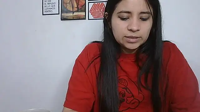 Snapshot of ValerieLove_ chatting on February 23, 2026, 12:19 am ValerieLove online show from February 23, 2026, 12:19 am