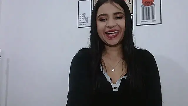 Snapshot of ValerieLove_ chatting on February 24, 2026, 11:25 pm ValerieLove online show from February 24, 2026, 11:25 pm