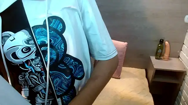 Snapshot of Penelopee_Rouse chatting on November 26, 2025, 8:10 pm Penelopee Rouse online show from November 26, 2025, 8:10 pm