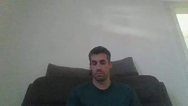 Snapshot of JulioIsHere4you chatting on May 22, 2026, 8:53 am JulioIsHere4you online show from May 22, 2026, 8:53 am