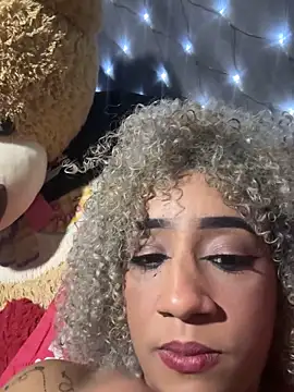 Dark chanel online show from September 17, 2025, 7:43 am