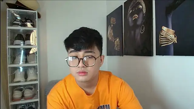 Snapshot of KentAivan chatting on September 21, 2025, 4:52 pm KentAivan online show from September 21, 2025, 4:52 pm