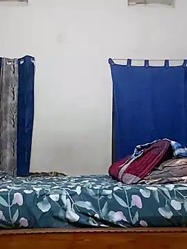 Snapshot of Bigsizemodda chatting on November 5, 2025, 4:40 pm Bigsizemodda online show from November 5, 2025, 4:40 pm