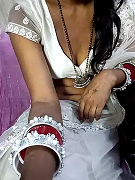 Snapshot of Bhabhilux2025 chatting on November 13, 2025, 8:57 am Bhabhilux2025 online show from November 13, 2025, 8:57 am