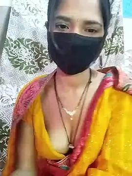 Snapshot of Bhabhilux2025 chatting on January 13, 2026, 6:18 am Bhabhilux2025 online show from January 13, 2026, 6:18 am