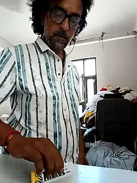 malhotra21 online show from September 27, 2025, 9:14 am