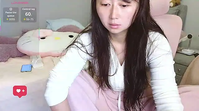 Snapshot of Diva_VVN chatting on April 21, 2026, 2:04 am Diva VVN online show from April 21, 2026, 2:04 am