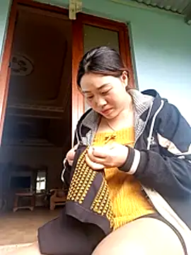 siki-00 online show from October 2, 2025, 1:23 am