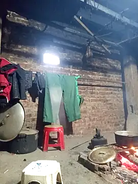 siki-00 online show from November 12, 2025, 11:47 pm