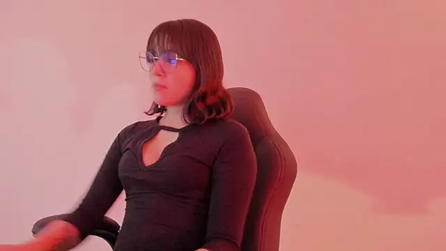 AnnaraLein online show from January 9, 2026, 3:31 am